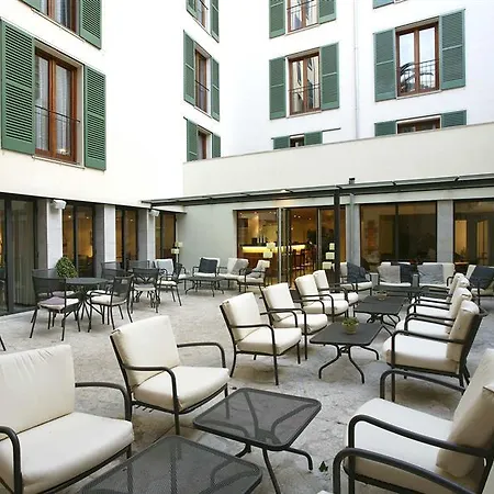 Petit Palace Tres 4* 帕爾馬