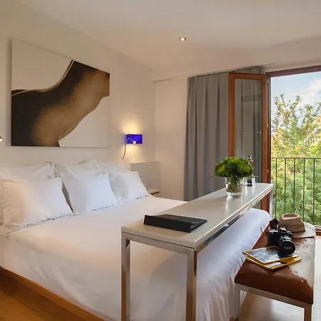 Petit Palace Tres 4* Пальма-де-Майорка
