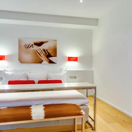 Hotel Petit Palace Tres Palma