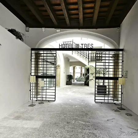 酒店 Petit Palace Tres 4*