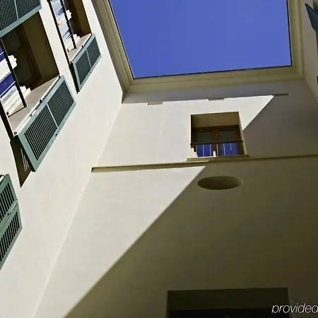 Petit Palace Tres 4* Пальма-де-Майорка